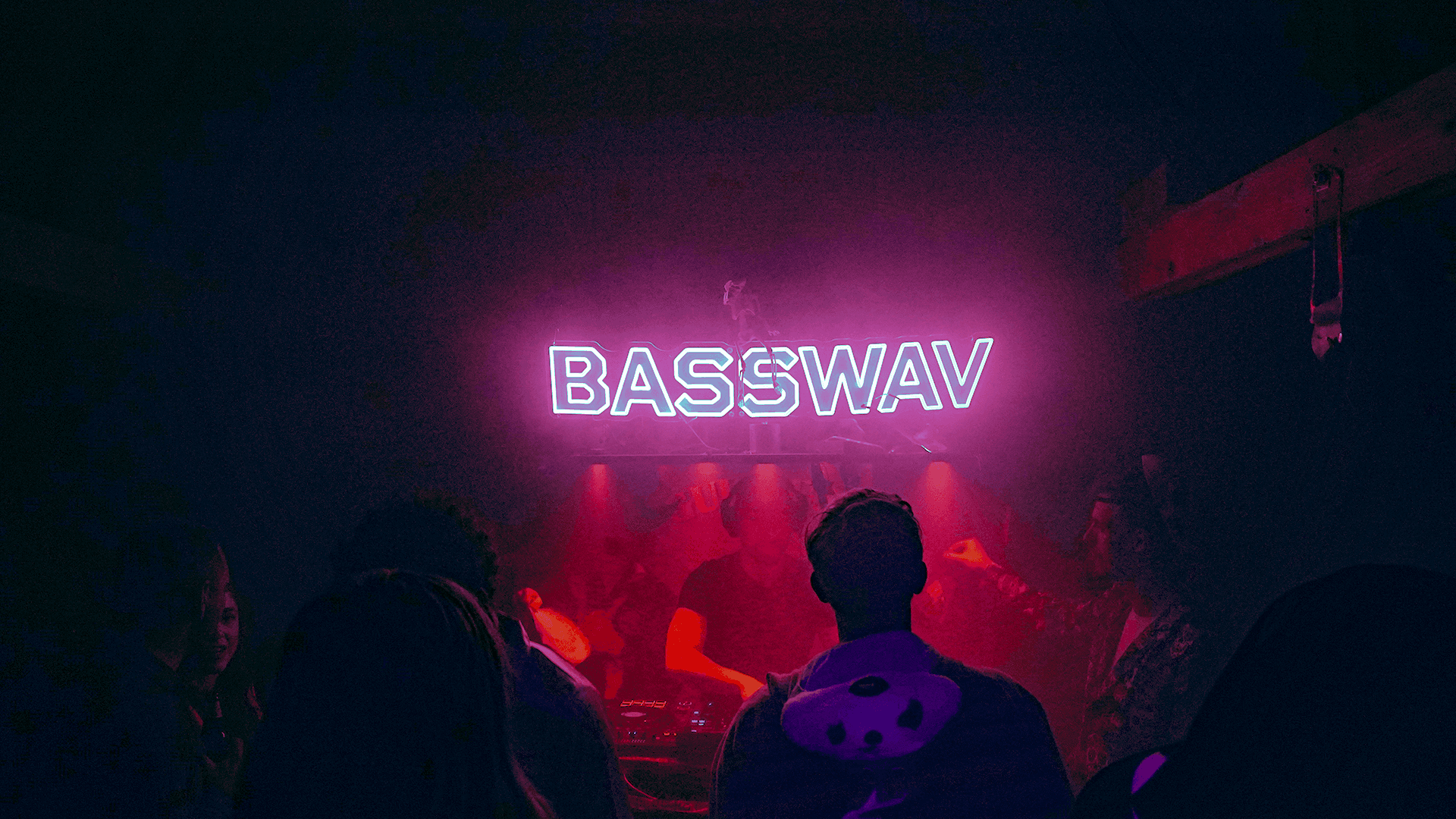 BASSWAV HALLOWEEN RAVE 2025 photo 10