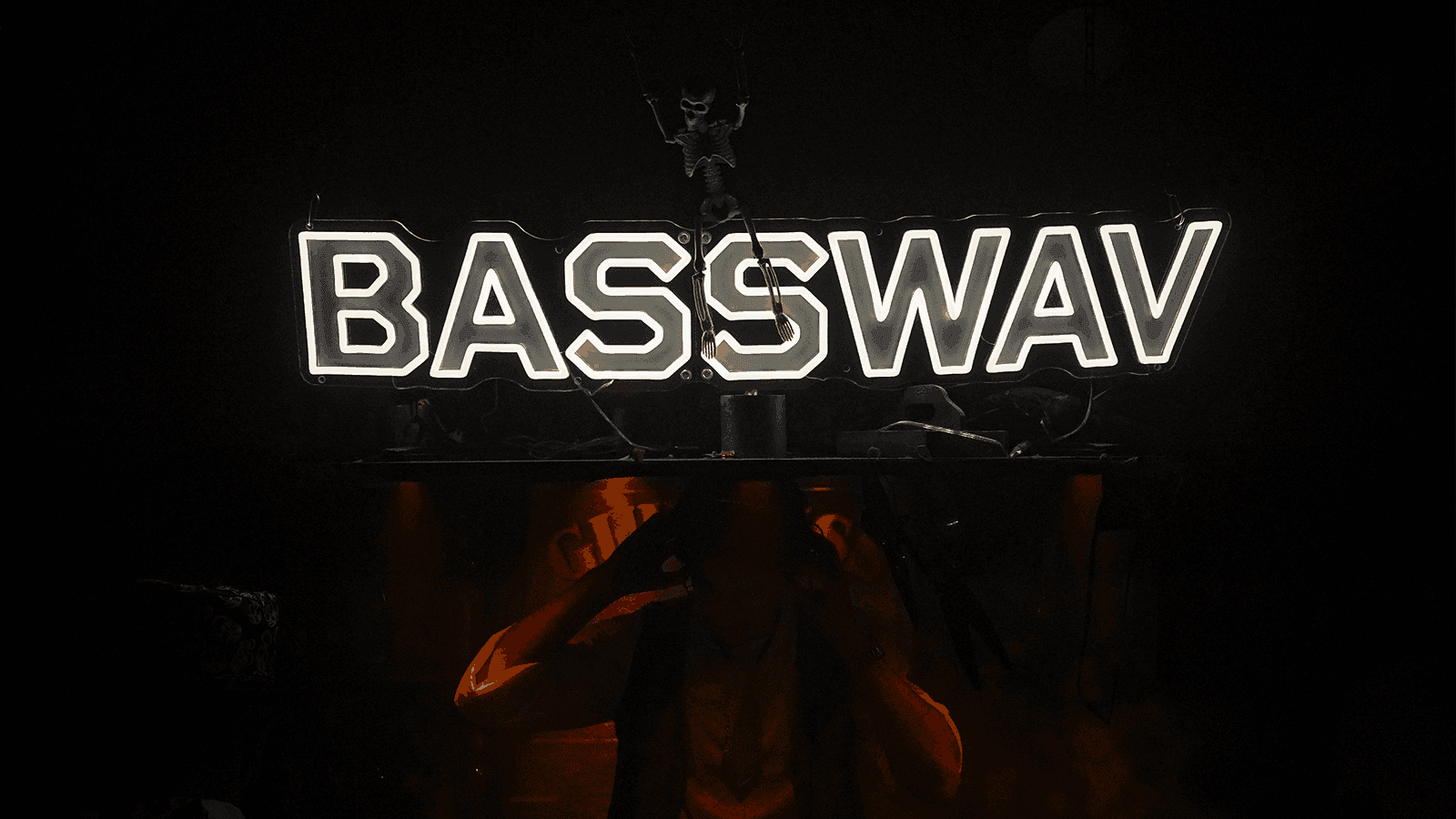 Tuinhuisje venue at BASSWAV Halloween 2025